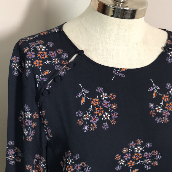NWT LOFT XL Blouse Black with Floral Hydrangea Print Flowy - Picture 12 of 12